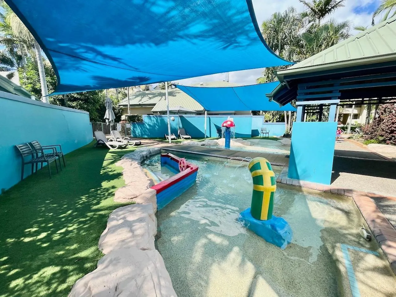 Poolside Villa, Direct Access #45 Gold Coast