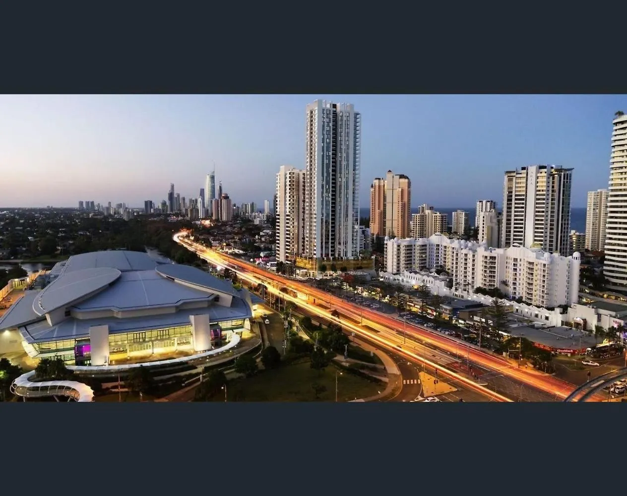 Poolside Villa, Direct Access #45 Gold Coast Australia