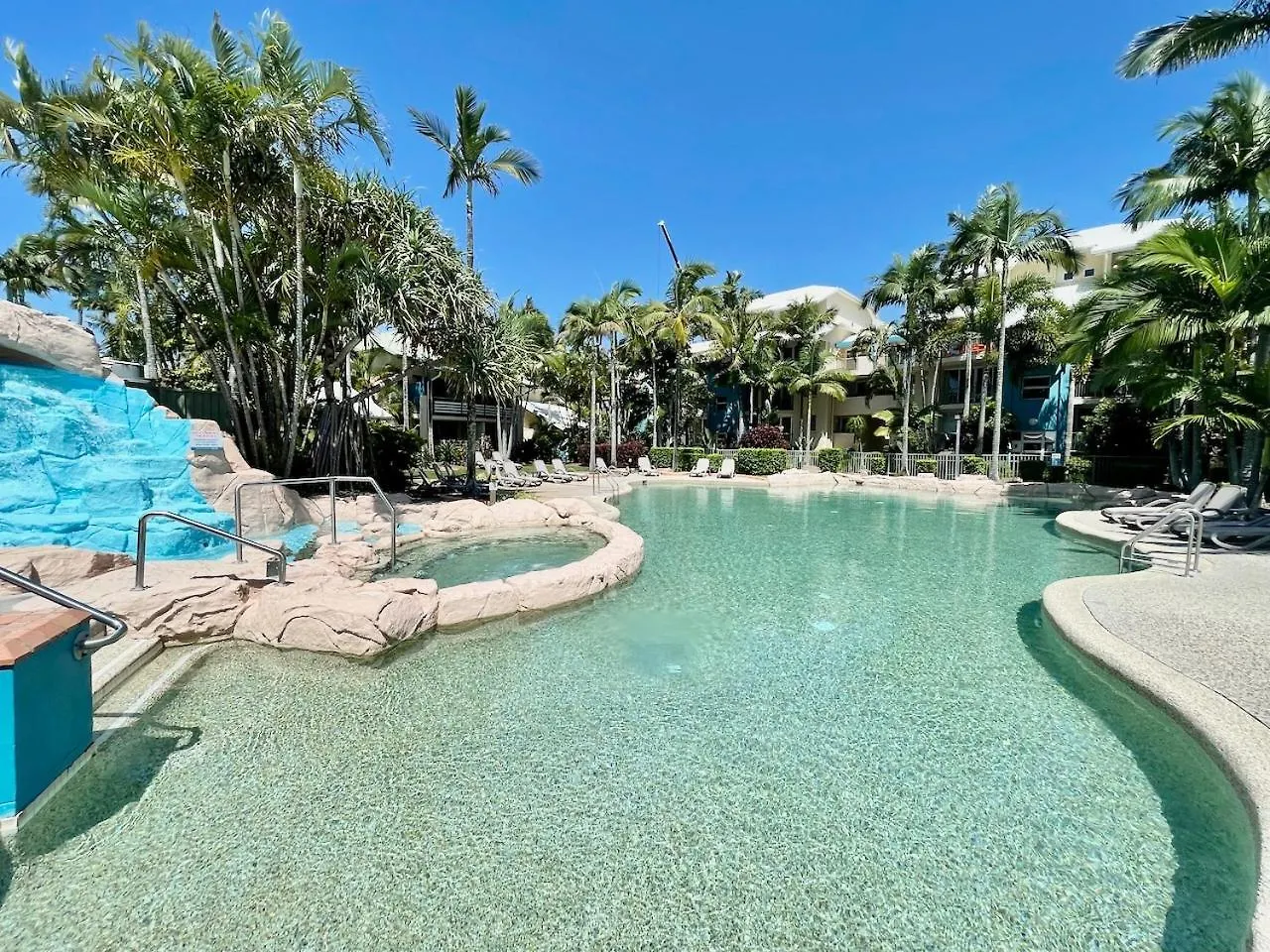 Apartment Poolside Villa, Direct Access #45 Gold Coast