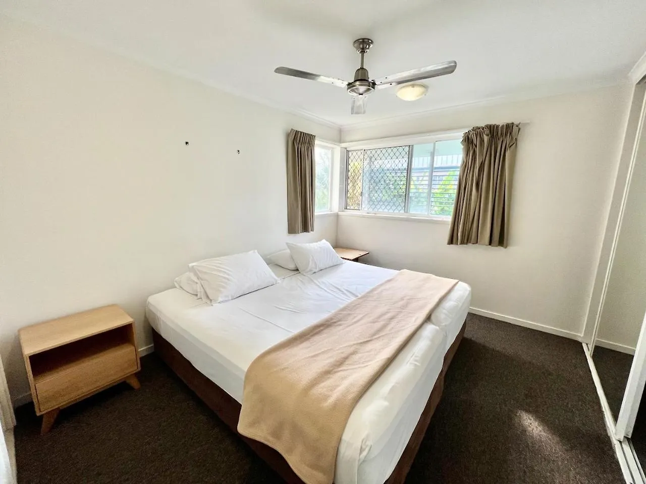 Apartment Poolside Villa, Direct Access #45 Gold Coast Australia