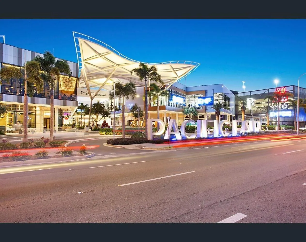 Poolside Villa, Direct Access #45 Gold Coast